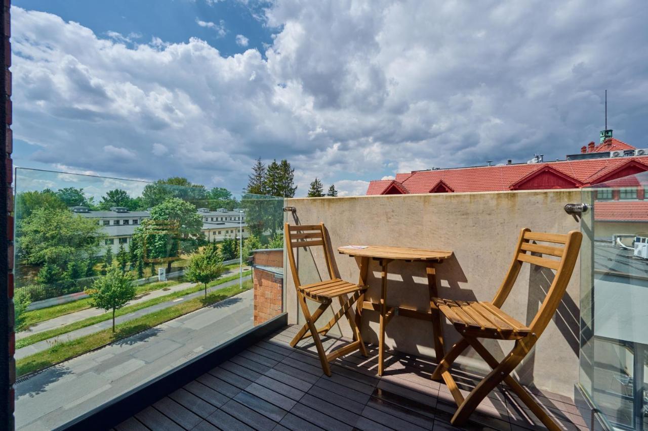 Apartment By The Oder River Wroclaw By Noclegi Renters Extérieur photo