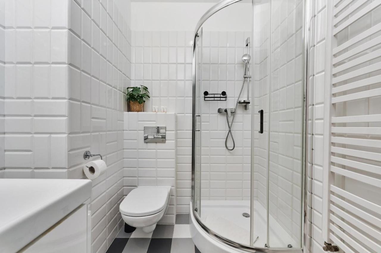 Apartment By The Oder River Wroclaw By Noclegi Renters Extérieur photo